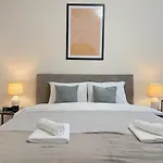 Top City Centre 1Br Apartment For 4 Guests & Fast Wifi