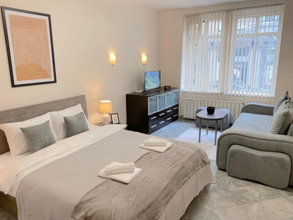 Centre 1br For 4 Guests & Fast Wifi Apartment *