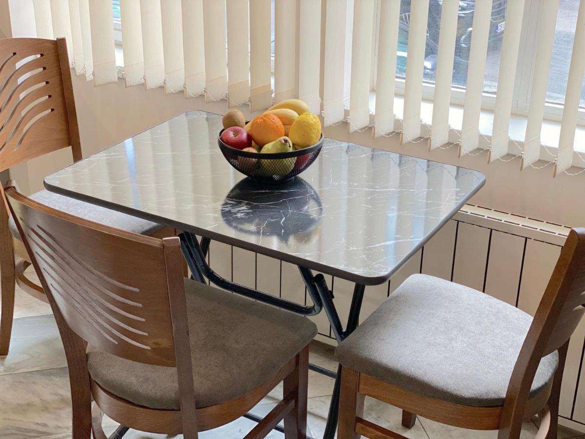Apartment Centre 1br For 4 Guests & Fast Wifi *